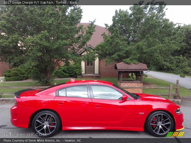 TorRed / Black 2017 Dodge Charger R/T Scat Pack