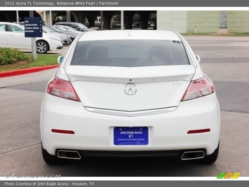 Bellanova White Pearl / Parchment 2013 Acura TL Technology