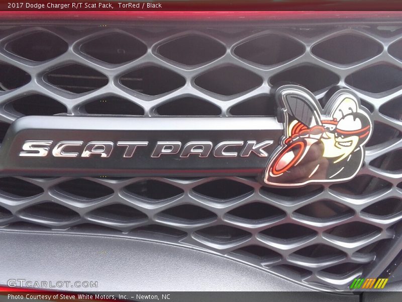 TorRed / Black 2017 Dodge Charger R/T Scat Pack
