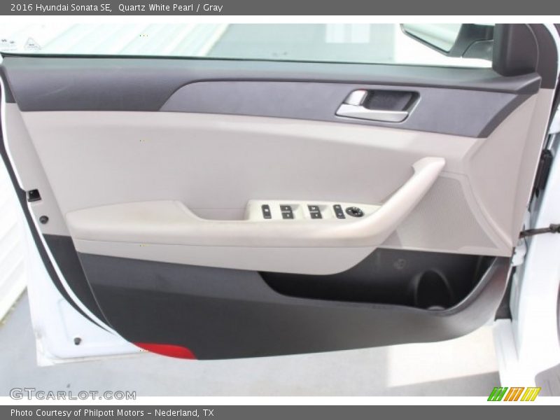Quartz White Pearl / Gray 2016 Hyundai Sonata SE