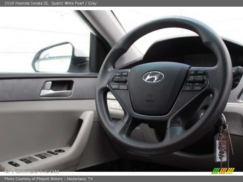 Quartz White Pearl / Gray 2016 Hyundai Sonata SE
