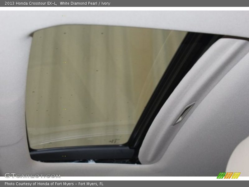 White Diamond Pearl / Ivory 2013 Honda Crosstour EX-L
