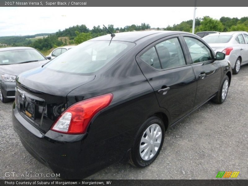 Super Black / Charcoal 2017 Nissan Versa S