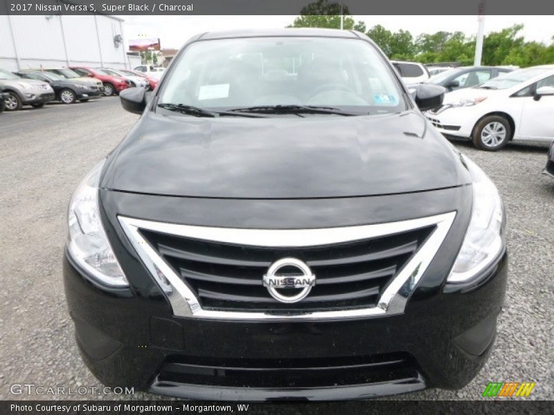 Super Black / Charcoal 2017 Nissan Versa S