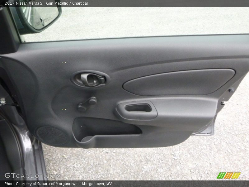 Gun Metallic / Charcoal 2017 Nissan Versa S