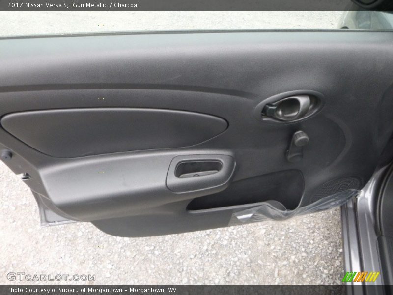 Gun Metallic / Charcoal 2017 Nissan Versa S