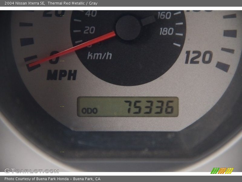Thermal Red Metallic / Gray 2004 Nissan Xterra SE
