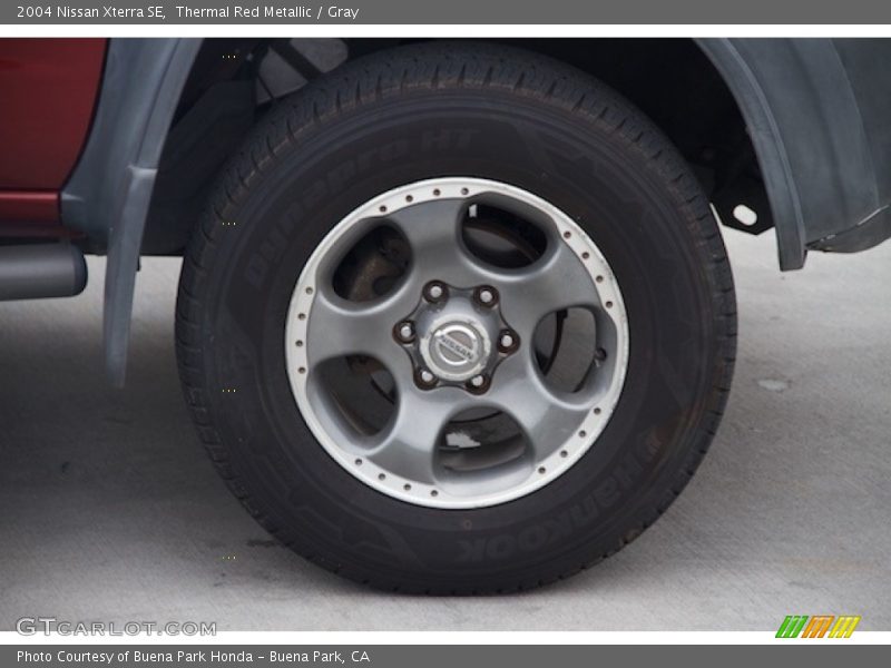 Thermal Red Metallic / Gray 2004 Nissan Xterra SE