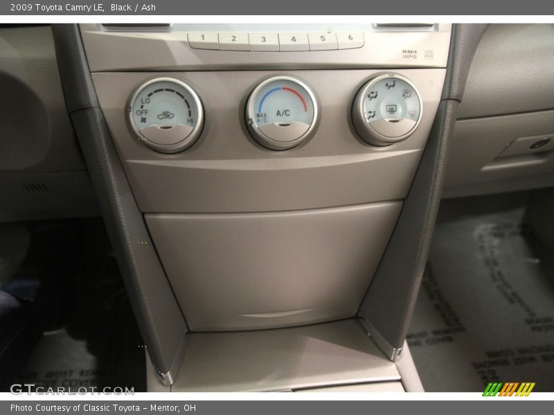 Black / Ash 2009 Toyota Camry LE