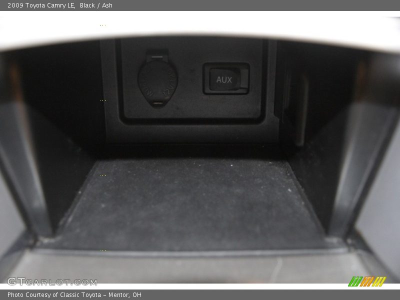 Black / Ash 2009 Toyota Camry LE