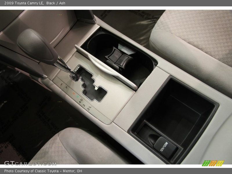 Black / Ash 2009 Toyota Camry LE
