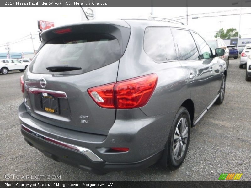 Gun Metallic / Charcoal 2017 Nissan Pathfinder SV 4x4