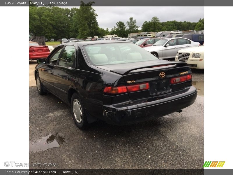 Black / Sage 1999 Toyota Camry LE