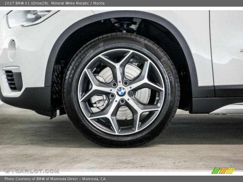 Mineral White Metallic / Mocha 2017 BMW X1 sDrive28i