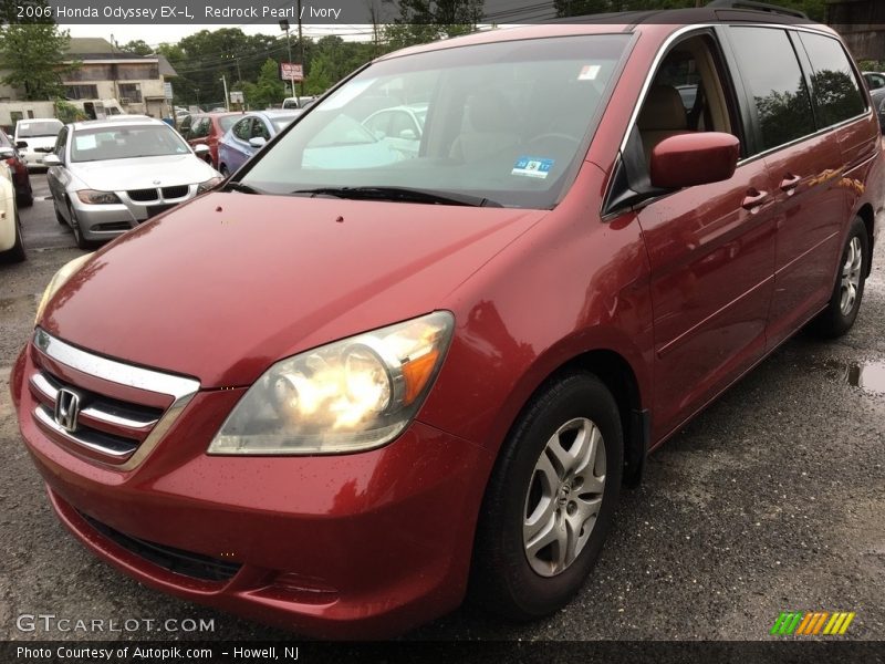 Front 3/4 View of 2006 Odyssey EX-L