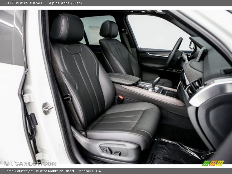 Alpine White / Black 2017 BMW X5 sDrive35i