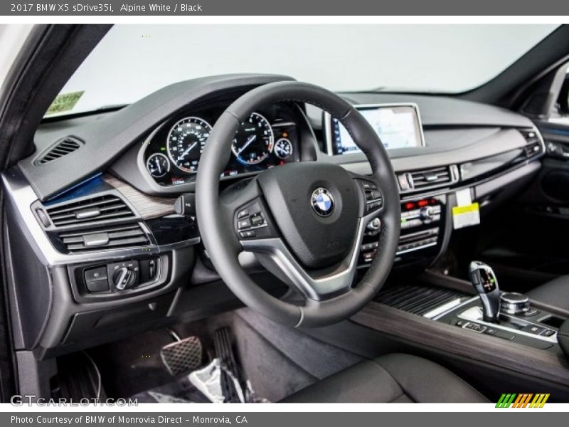 Alpine White / Black 2017 BMW X5 sDrive35i