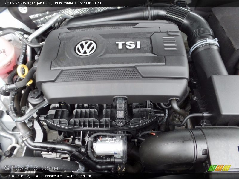 Pure White / Cornsilk Beige 2016 Volkswagen Jetta SEL