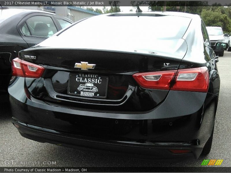 Mosaic Black Metallic / Jet Black 2017 Chevrolet Malibu LT