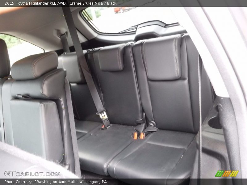 Creme Brulee Mica / Black 2015 Toyota Highlander XLE AWD