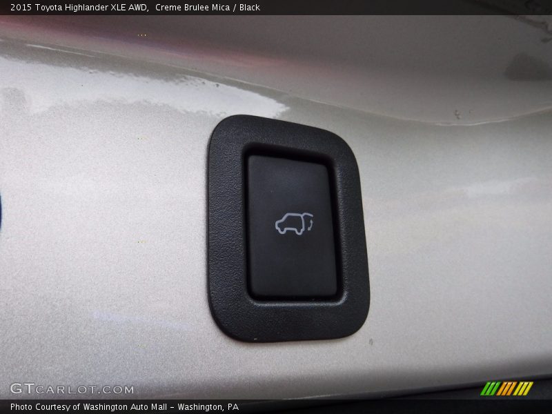 Creme Brulee Mica / Black 2015 Toyota Highlander XLE AWD