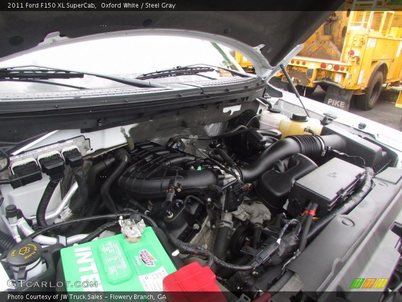 Oxford White / Steel Gray 2011 Ford F150 XL SuperCab