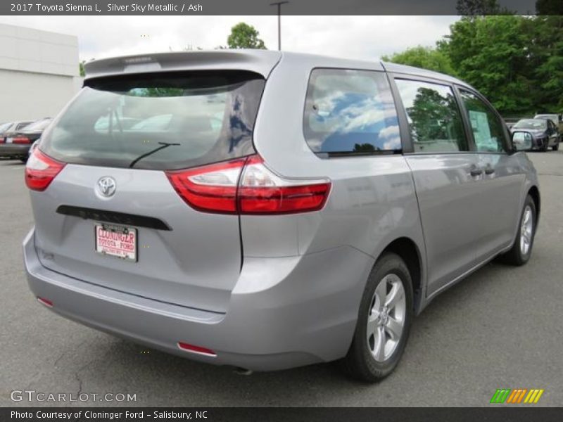 Silver Sky Metallic / Ash 2017 Toyota Sienna L