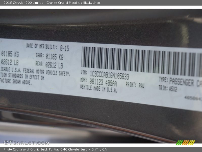 Granite Crystal Metallic / Black/Linen 2016 Chrysler 200 Limited