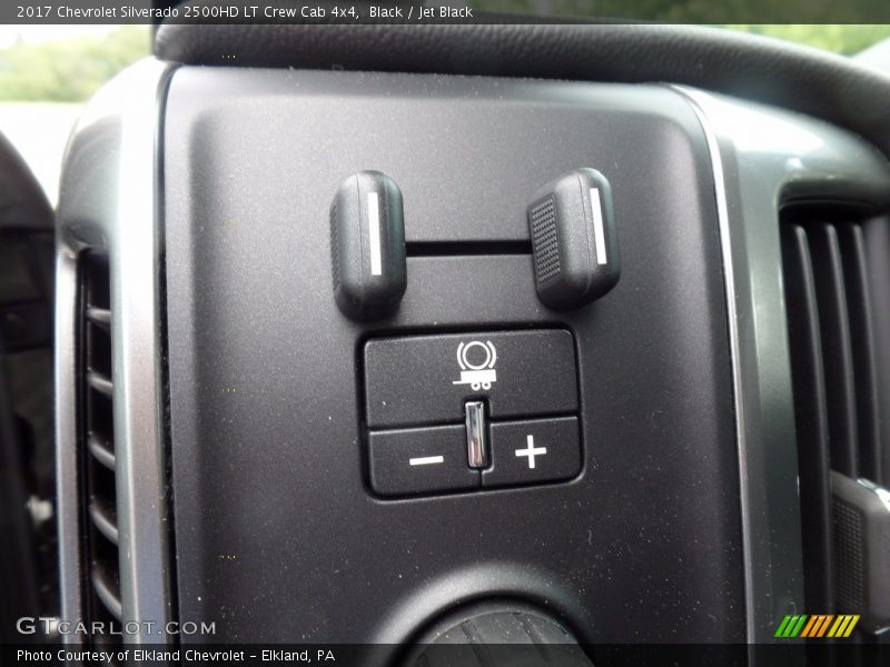 Controls of 2017 Silverado 2500HD LT Crew Cab 4x4