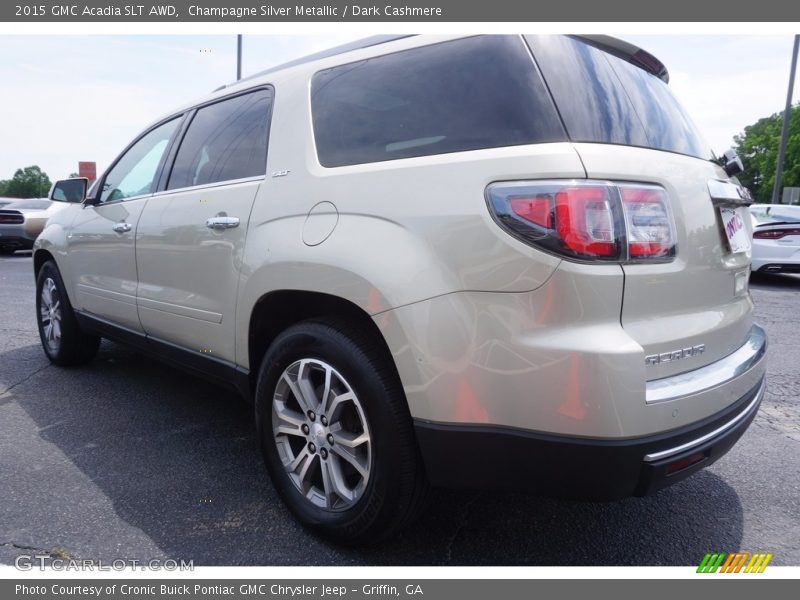 Champagne Silver Metallic / Dark Cashmere 2015 GMC Acadia SLT AWD
