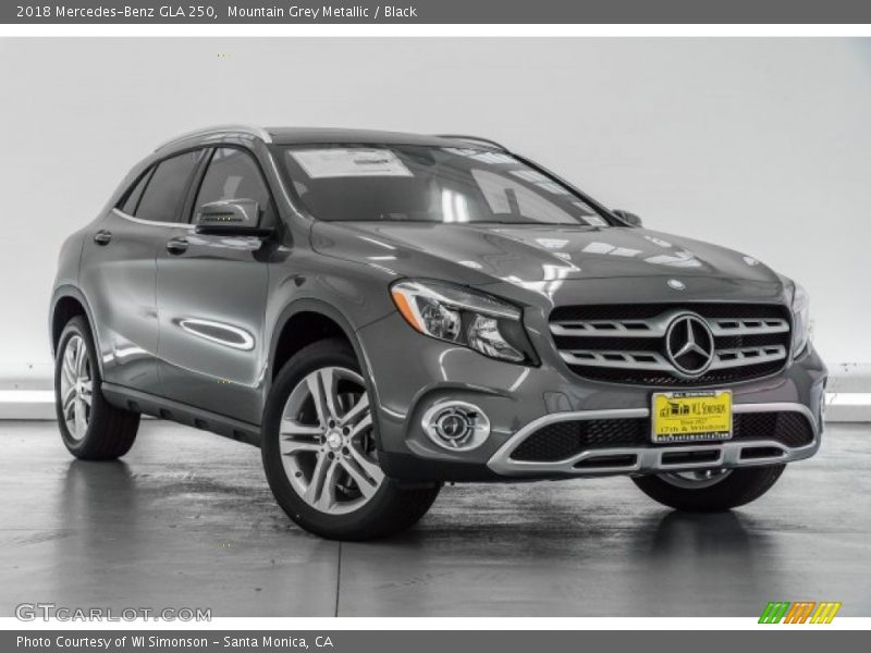 Front 3/4 View of 2018 GLA 250