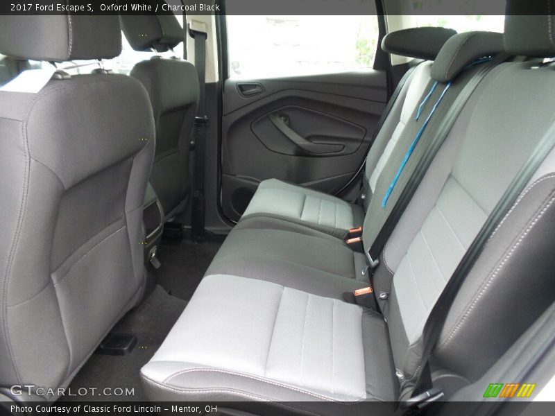 Oxford White / Charcoal Black 2017 Ford Escape S