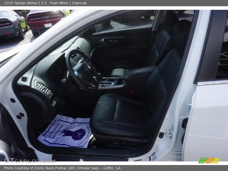 Pearl White / Charcoal 2015 Nissan Altima 2.5 S