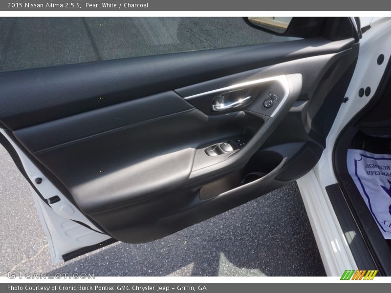 Pearl White / Charcoal 2015 Nissan Altima 2.5 S