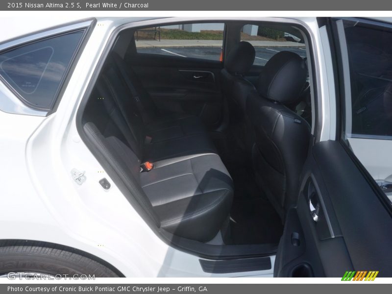 Pearl White / Charcoal 2015 Nissan Altima 2.5 S