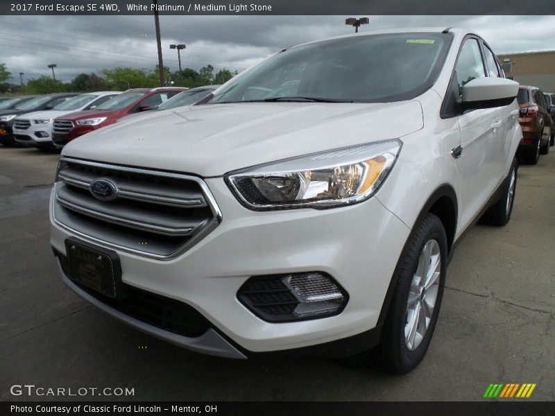 White Platinum / Medium Light Stone 2017 Ford Escape SE 4WD