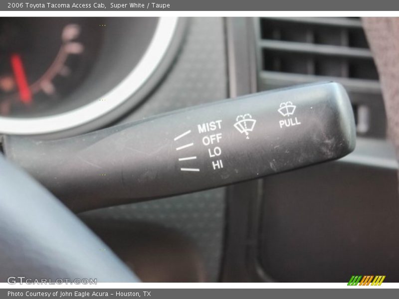 Super White / Taupe 2006 Toyota Tacoma Access Cab