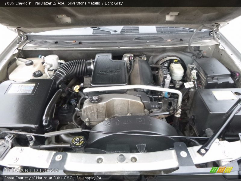 Silverstone Metallic / Light Gray 2006 Chevrolet TrailBlazer LS 4x4