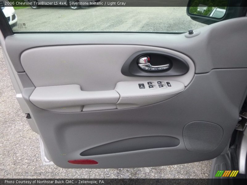 Silverstone Metallic / Light Gray 2006 Chevrolet TrailBlazer LS 4x4