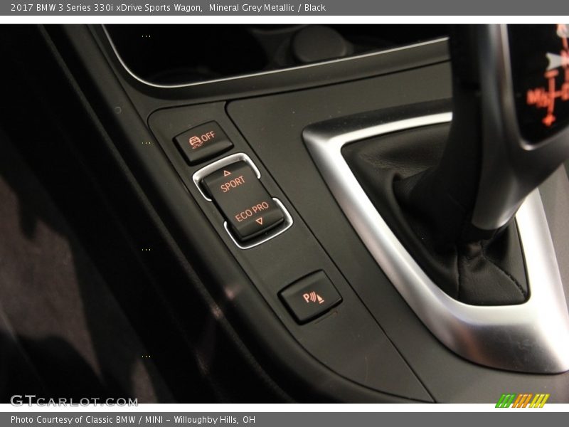 Controls of 2017 3 Series 330i xDrive Sports Wagon