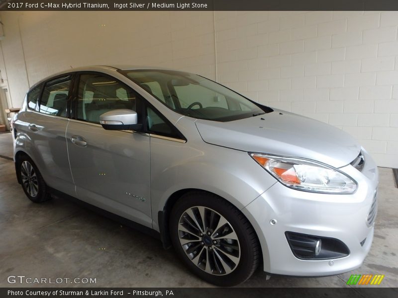 Front 3/4 View of 2017 C-Max Hybrid Titanium