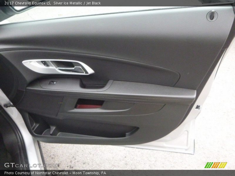 Silver Ice Metallic / Jet Black 2017 Chevrolet Equinox LS