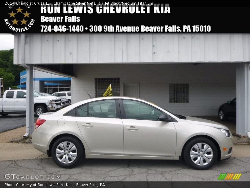 Champagne Silver Metallic / Jet Black/Medium Titanium 2014 Chevrolet Cruze LS