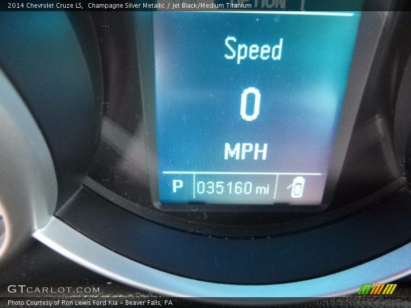 Champagne Silver Metallic / Jet Black/Medium Titanium 2014 Chevrolet Cruze LS