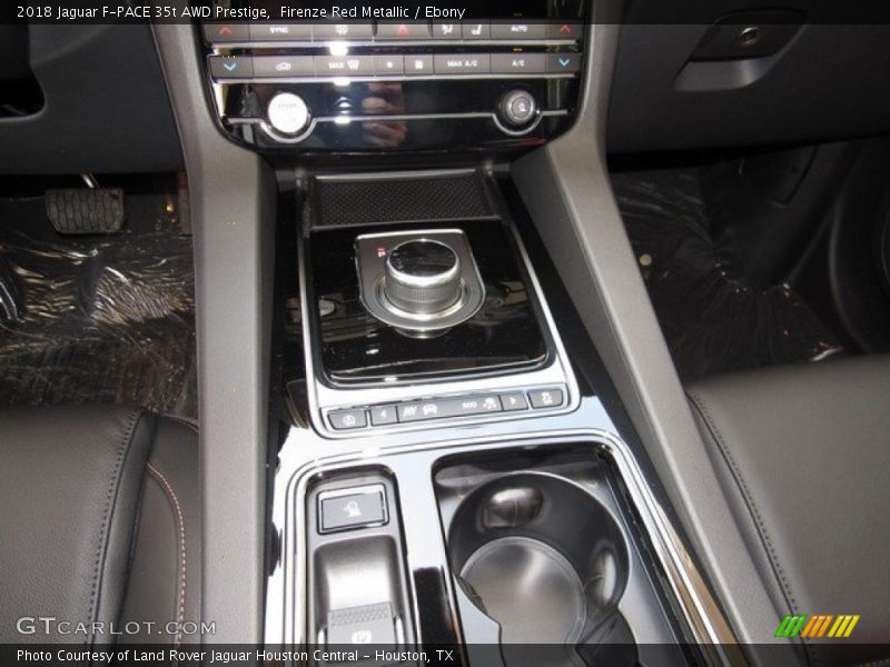 Controls of 2018 F-PACE 35t AWD Prestige