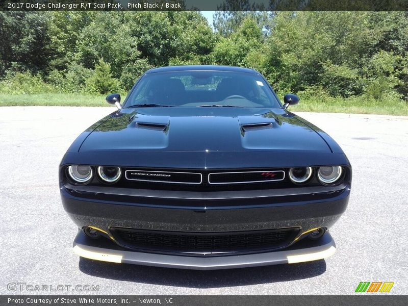 Pitch Black / Black 2017 Dodge Challenger R/T Scat Pack