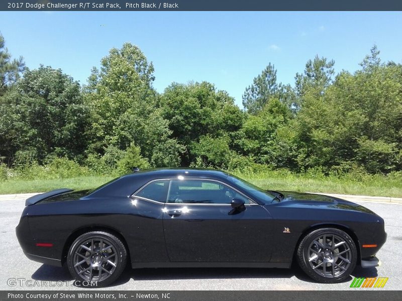 Pitch Black / Black 2017 Dodge Challenger R/T Scat Pack
