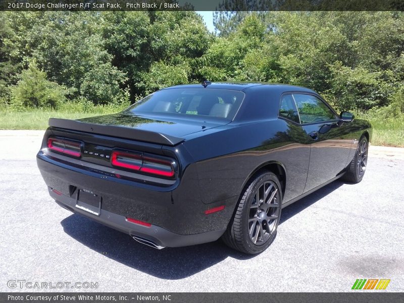 Pitch Black / Black 2017 Dodge Challenger R/T Scat Pack