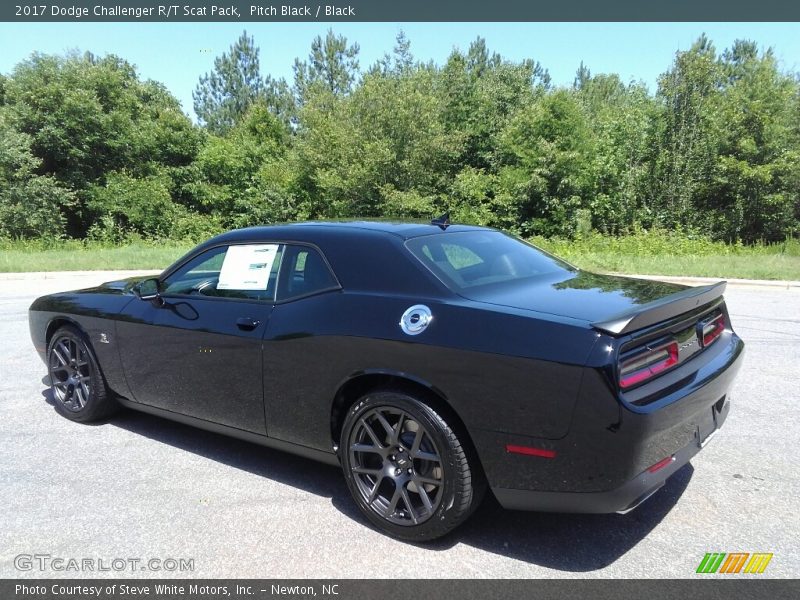 Pitch Black / Black 2017 Dodge Challenger R/T Scat Pack