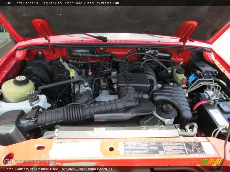 Bright Red / Medium Prairie Tan 2002 Ford Ranger XL Regular Cab